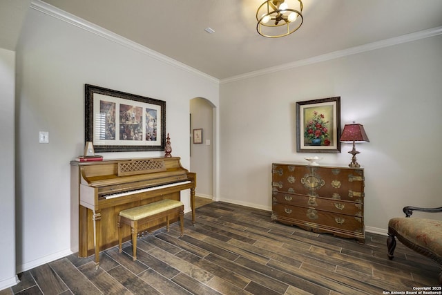 misc room featuring ornamental molding