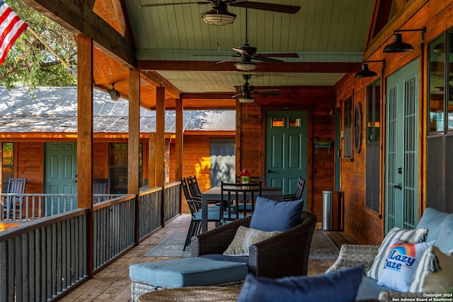 view of patio with ceiling fan