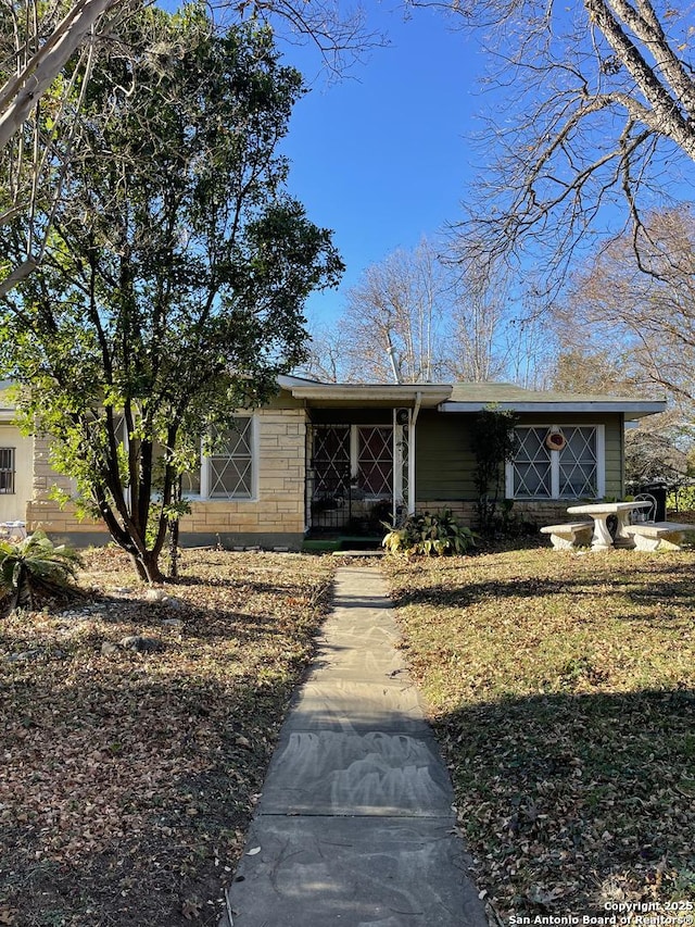 view of front of home