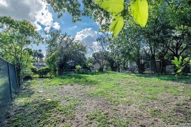 Listing photo 2 for 211 S Olive St, San Antonio TX 78203