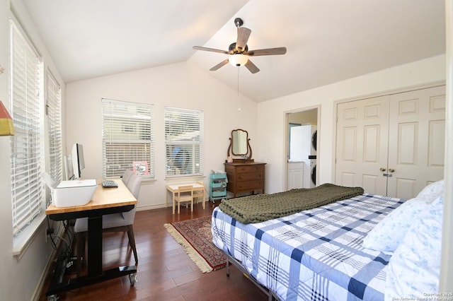 bedroom with ceiling fan, a closet, dark hardwood / wood-style floors, and lofted ceiling