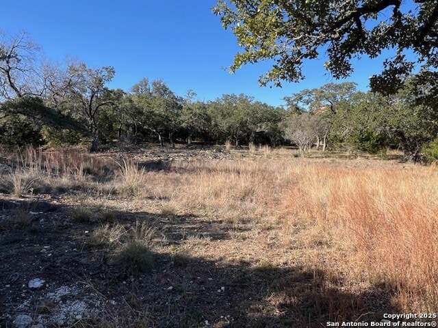 Listing photo 2 for LOT11 Winged Foot, Boerne TX 78006