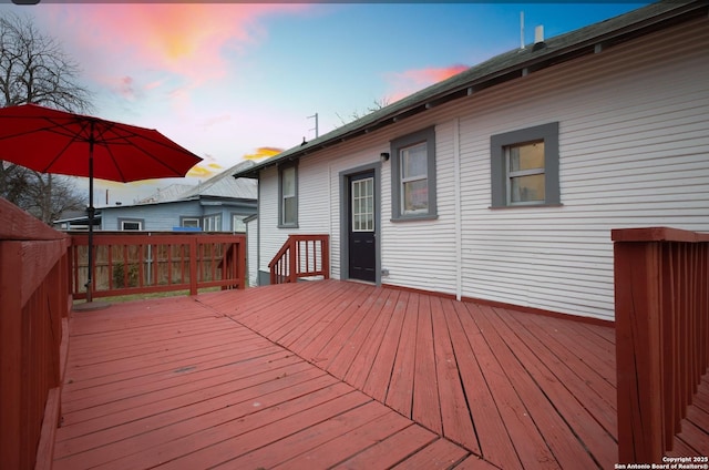 view of deck at dusk