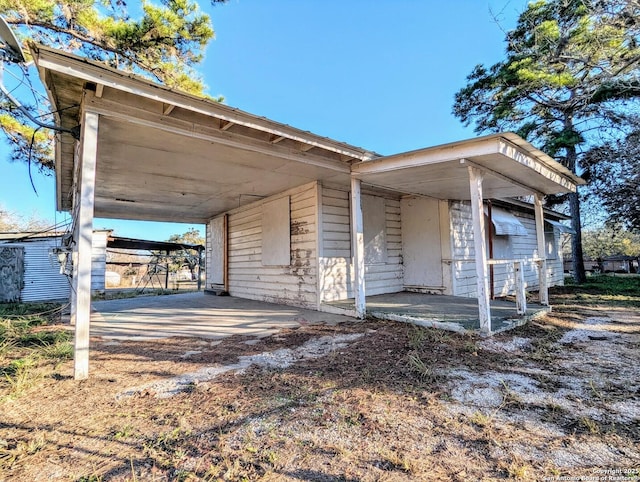 view of front of house