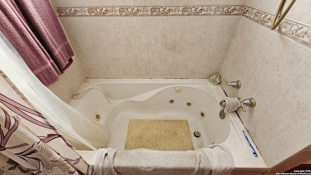 view of full bath