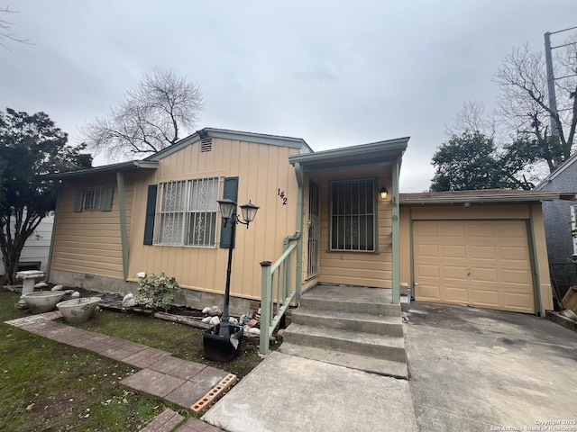 142 Harwood Dr, San Antonio, TX 78213 - view of front of property with a garage