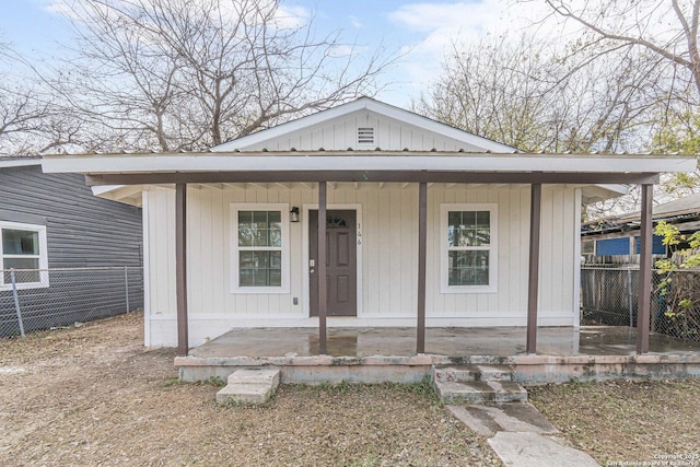 view of front of home with a porch