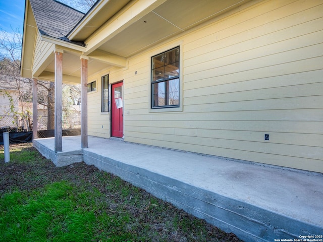 entrance to property with a porch