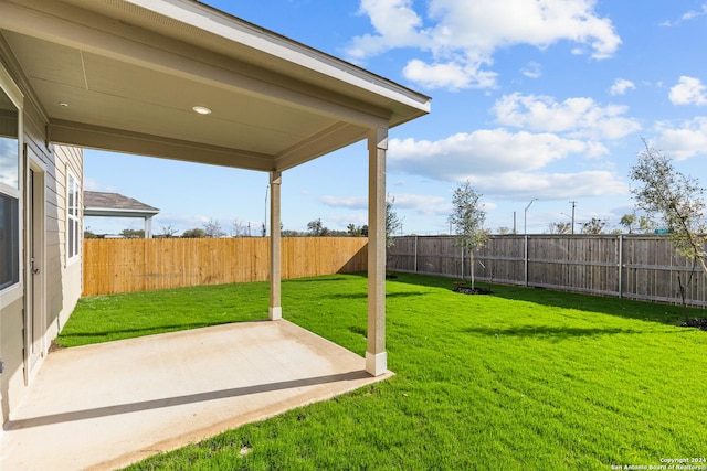 view of yard with a patio