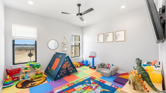 playroom with ceiling fan