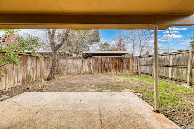 view of yard with a patio