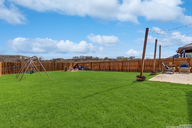 view of yard with a patio area