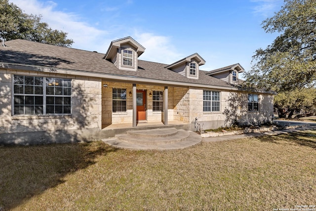 view of front of house with a front yard