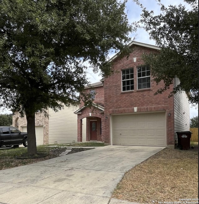 view of front property featuring a garage