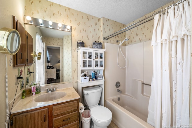 full bathroom featuring vanity, toilet, a textured ceiling, and shower / tub combo with curtain