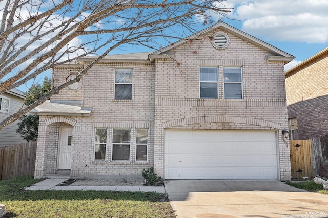 view of front property featuring a garage