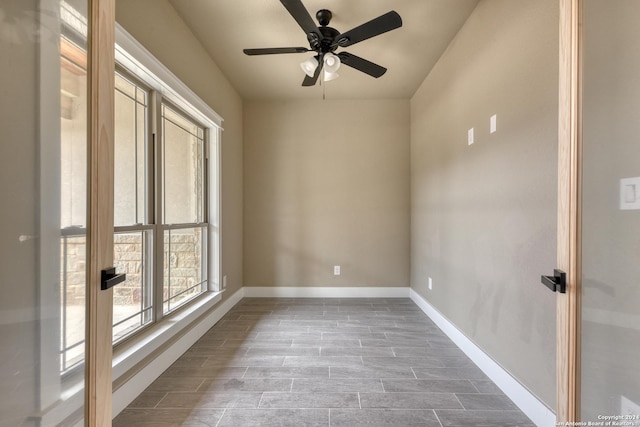 empty room with ceiling fan