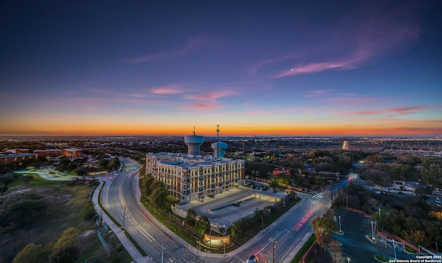 view of aerial view at dusk