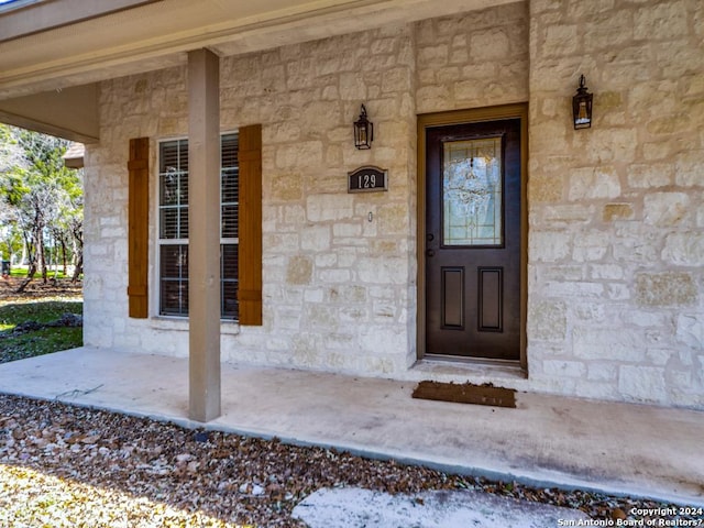 view of property entrance