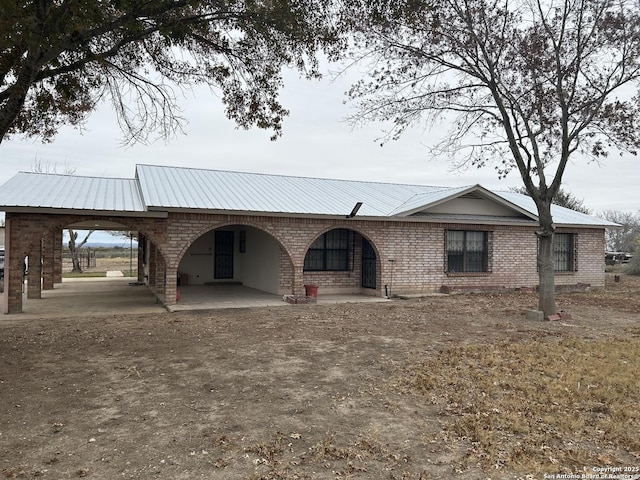 view of front of house