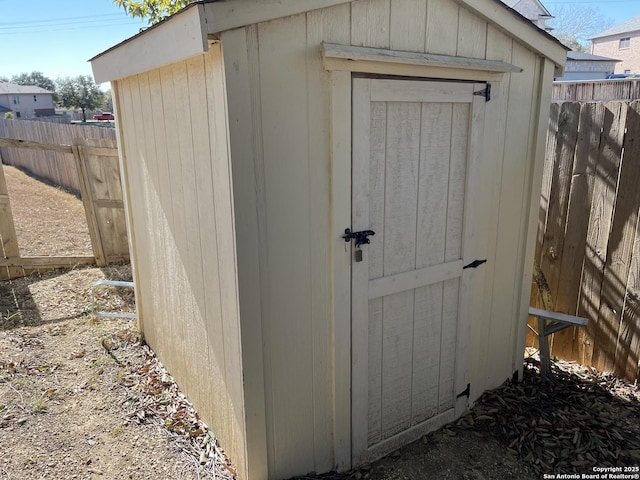 view of outbuilding