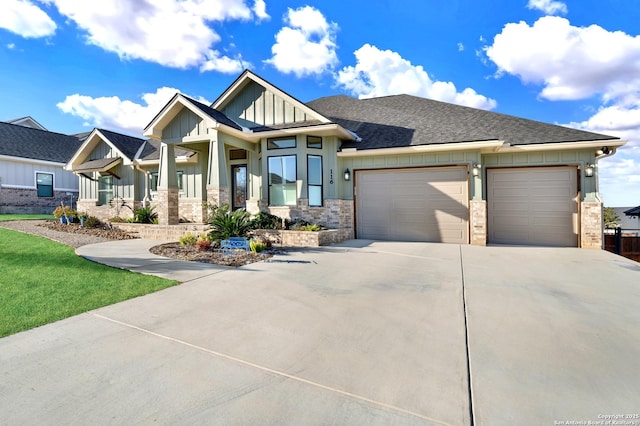 craftsman-style home featuring a porch and a garage