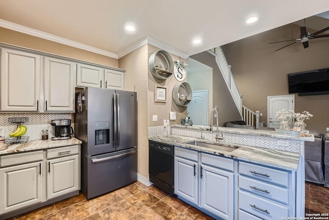 kitchen featuring sink, crown molding, stainless steel fridge with ice dispenser, dishwasher, and kitchen peninsula