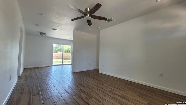 empty room with ceiling fan