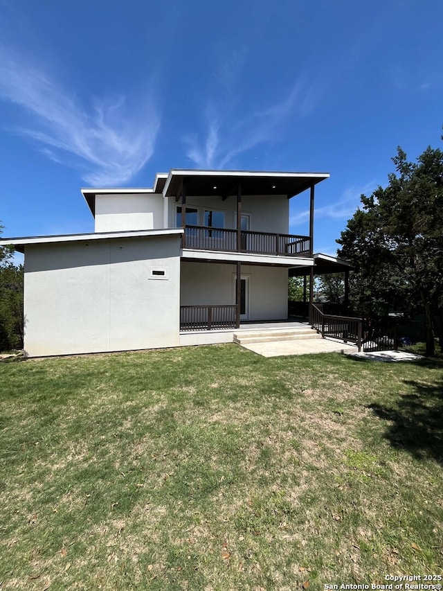 1255 Canyon Lk, Canyon Lake, TX 78133 - rear view of property featuring a patio area and a yard