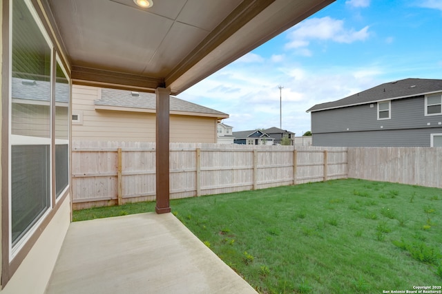 view of yard with a patio area