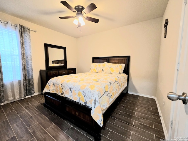 bedroom featuring ceiling fan