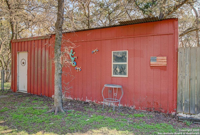 view of outbuilding