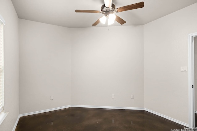 empty room with ceiling fan