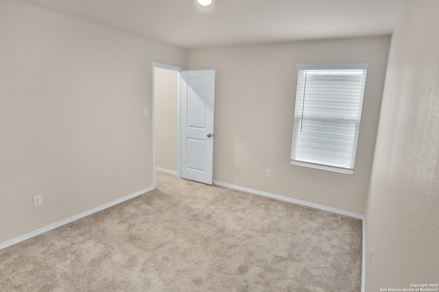 view of carpeted spare room