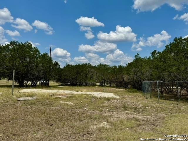 Listing photo 3 for 256 Jim Dalrymple, Leakey TX 78873