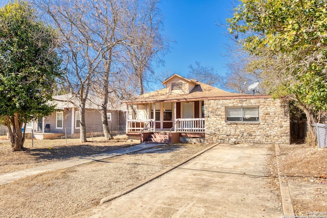 view of front of home featuring a porch