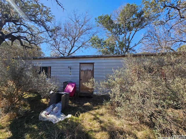 view of outdoor structure