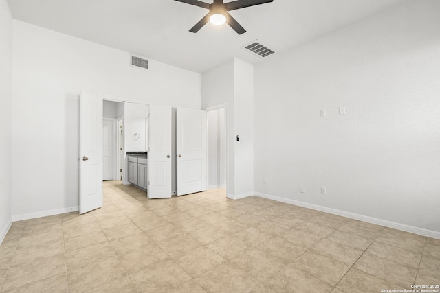 unfurnished bedroom with ceiling fan