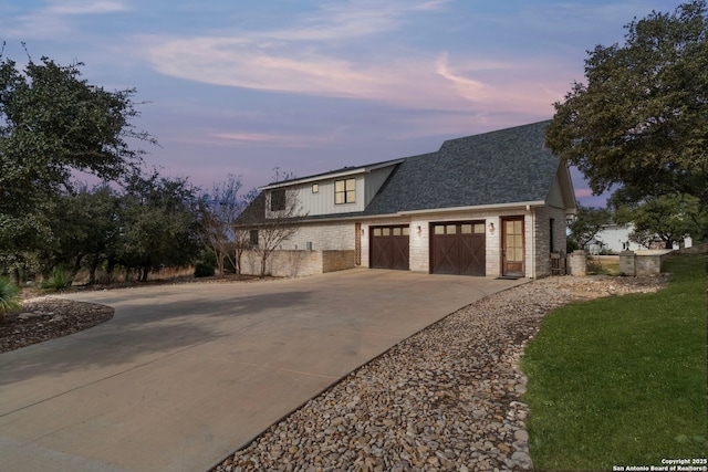 view of front of house with a garage