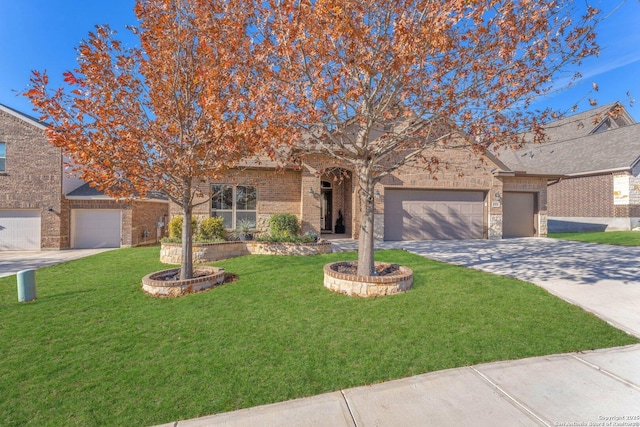 view of front of property with a front yard