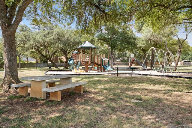 1219 Vista Del Juez, San Antonio, TX 78216 - view of community playground