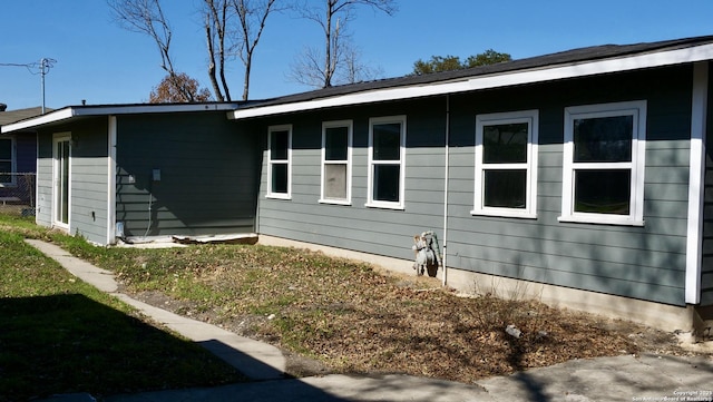 view of side of property