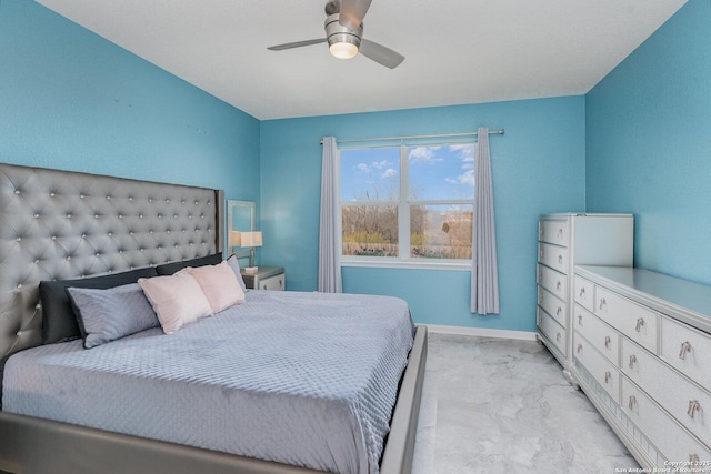 bedroom with ceiling fan