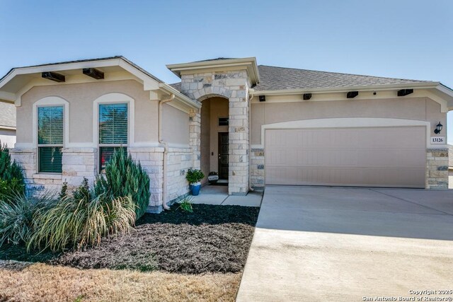 view of front facade with a garage