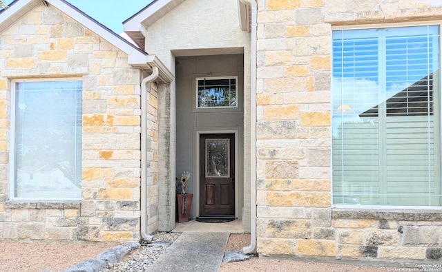 view of property entrance