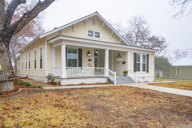 view of front of property with a porch