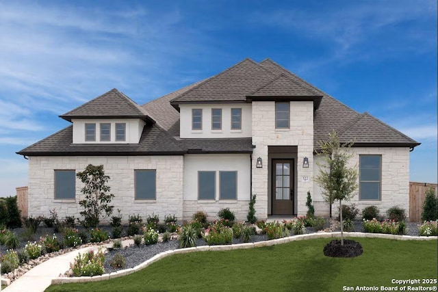 view of front of home featuring a front yard