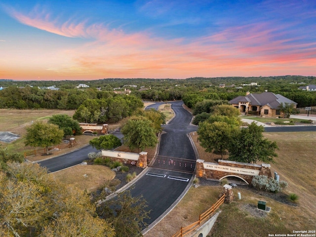 view of aerial view at dusk