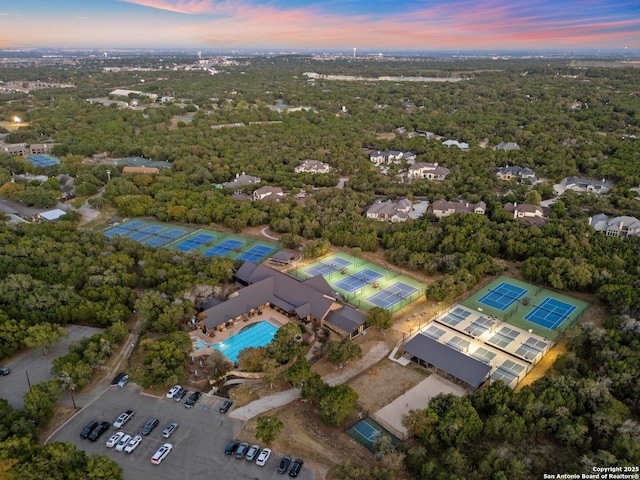 view of aerial view at dusk