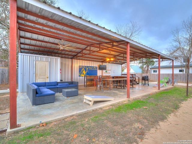 337 W Hackberry St, Fredericksburg, TX 78624 - view of patio featuring an outdoor hangout area and ceiling fan